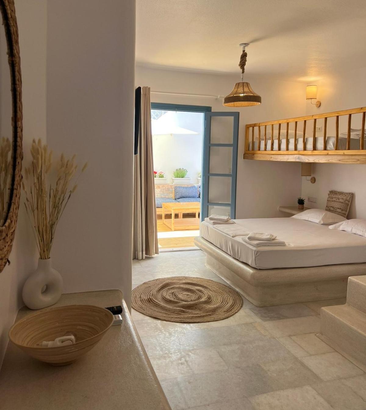 Blue In Naxos Hotel Naxos City Exterior photo