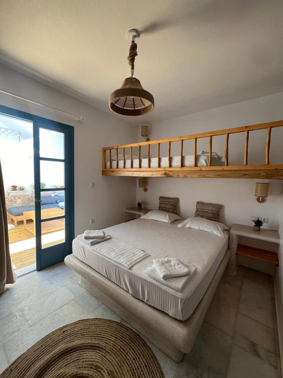 Blue In Naxos Hotel Naxos City Exterior photo