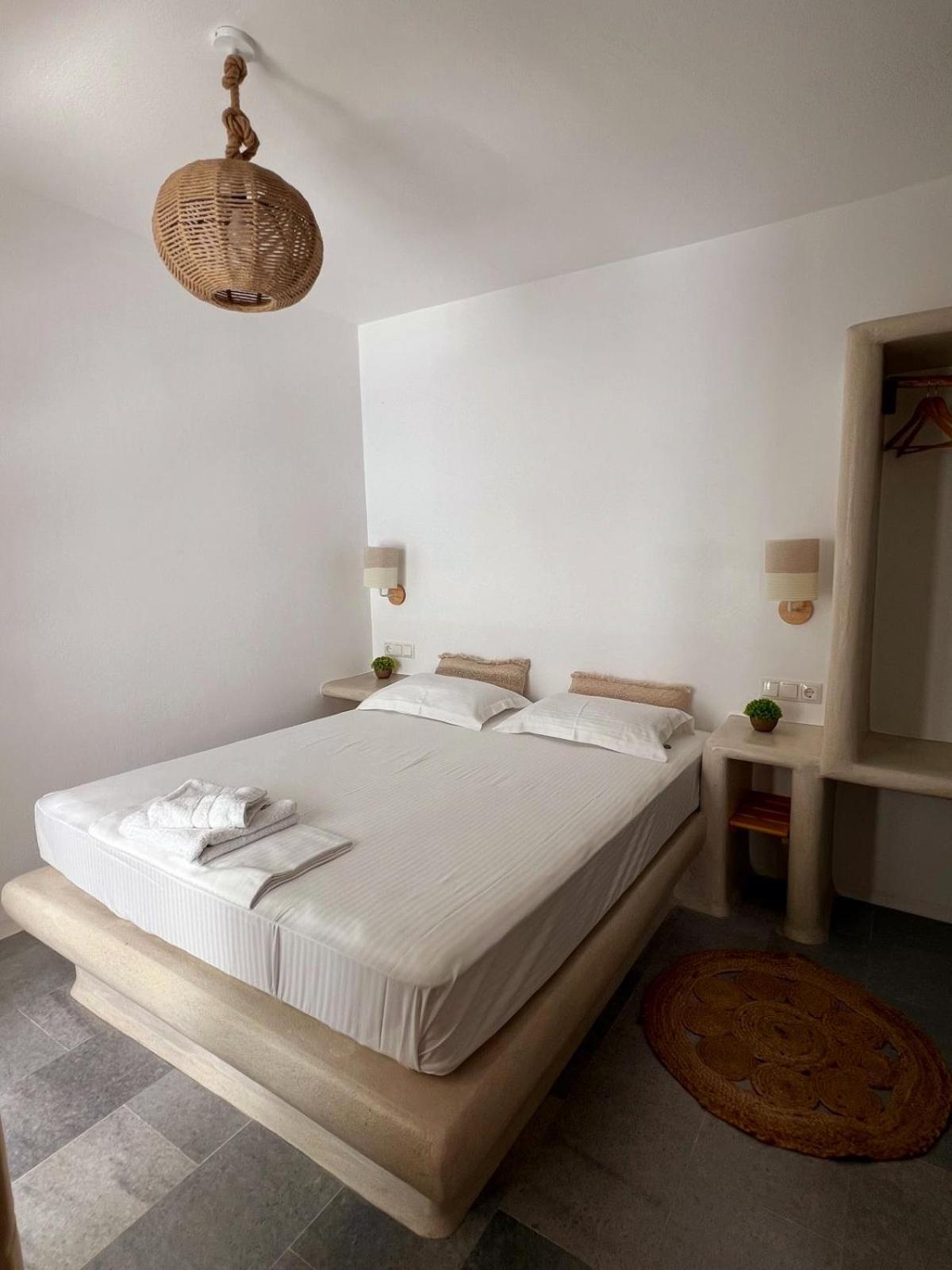 Blue In Naxos Hotel Naxos City Exterior photo